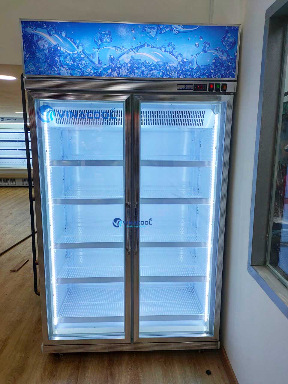 tủ đông đứng 2 cánh kính