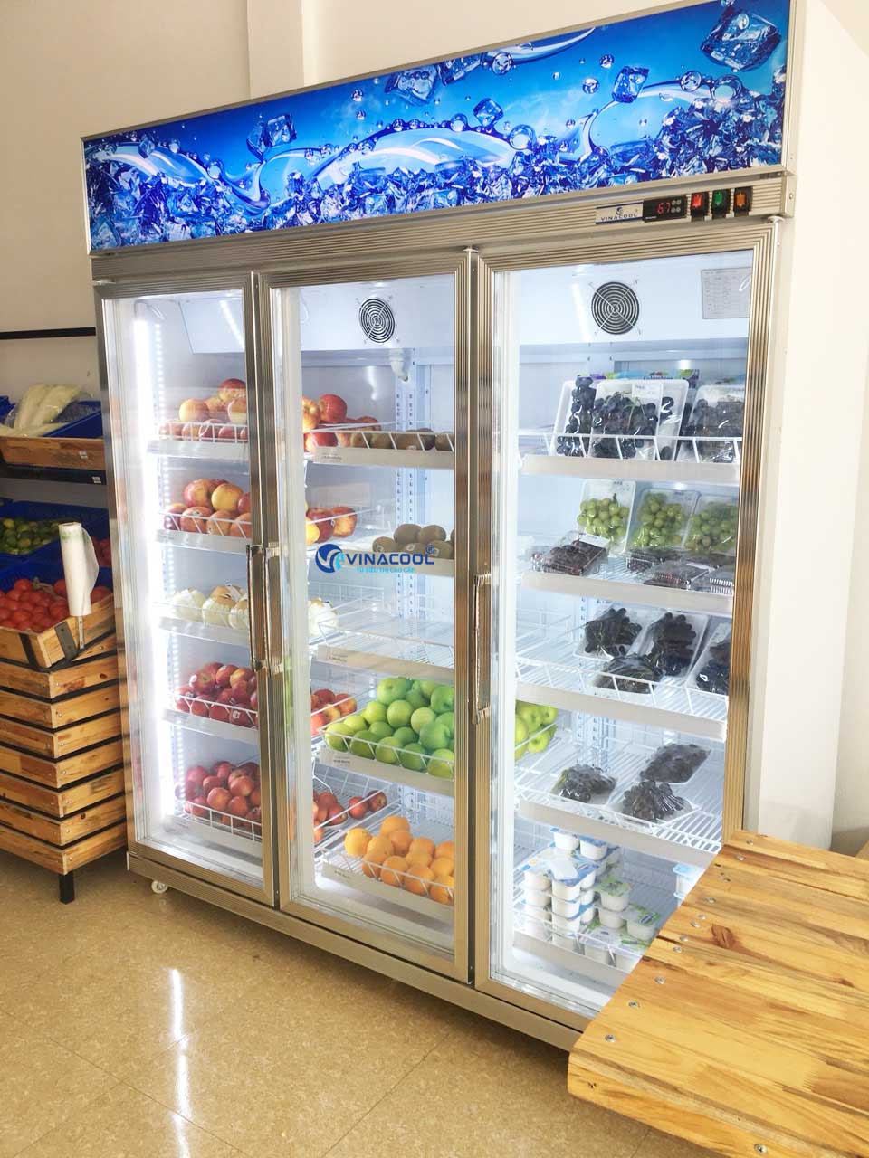 tủ mát trưng bày trái cây 3 cánh kính