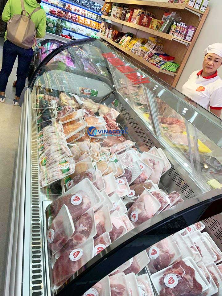 tủ thịt tươi dài 2m có sấy kính