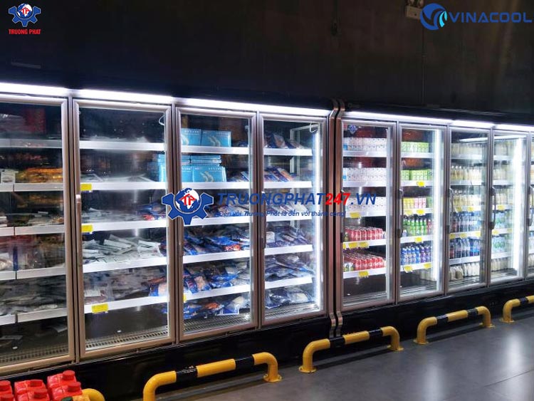 tủ trưng bày siêu thị