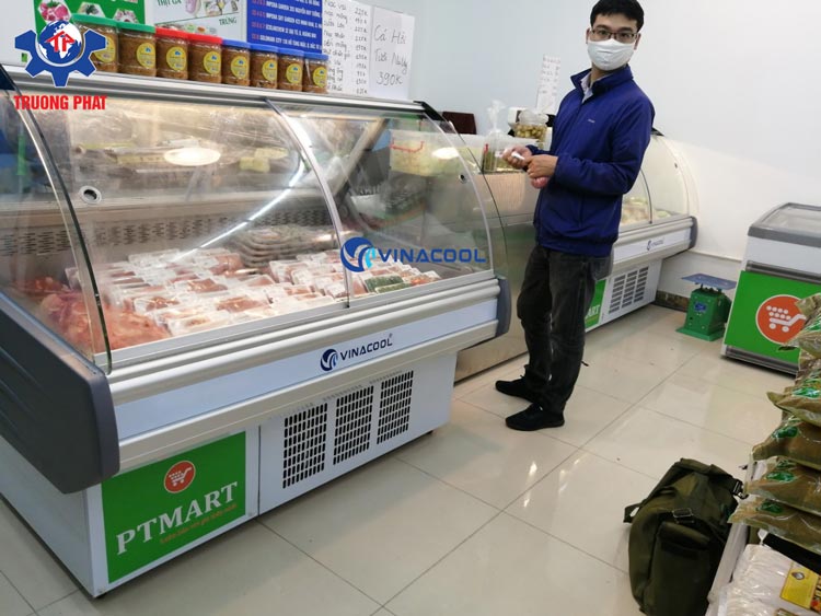 Cửa hàng thịt lợn sạch