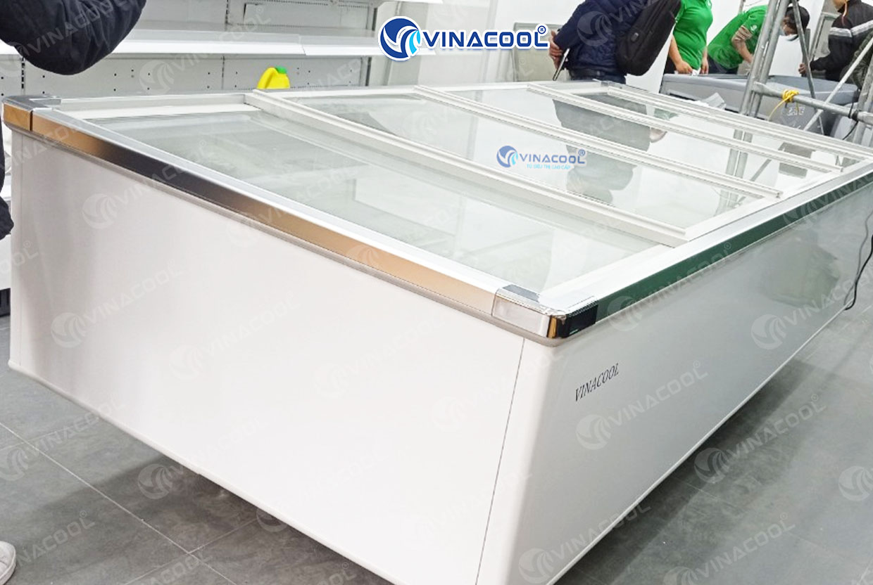 tủ đông cửa kính lùa 